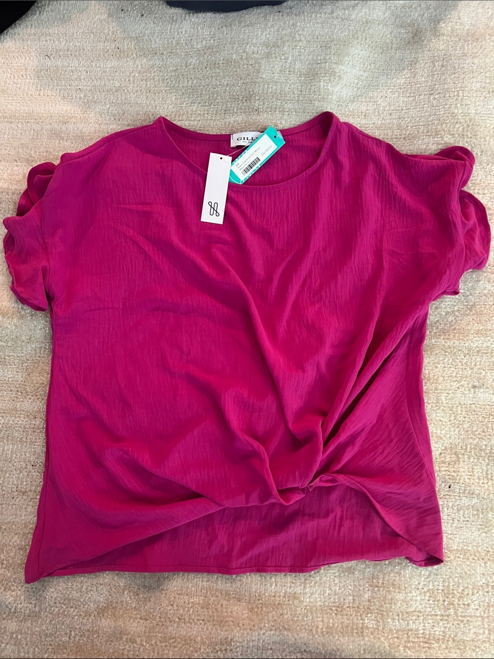Gilli Women's Fuchsia Twist-Front Short Sleeve Blouse